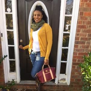 Meet your Posher, Danielle